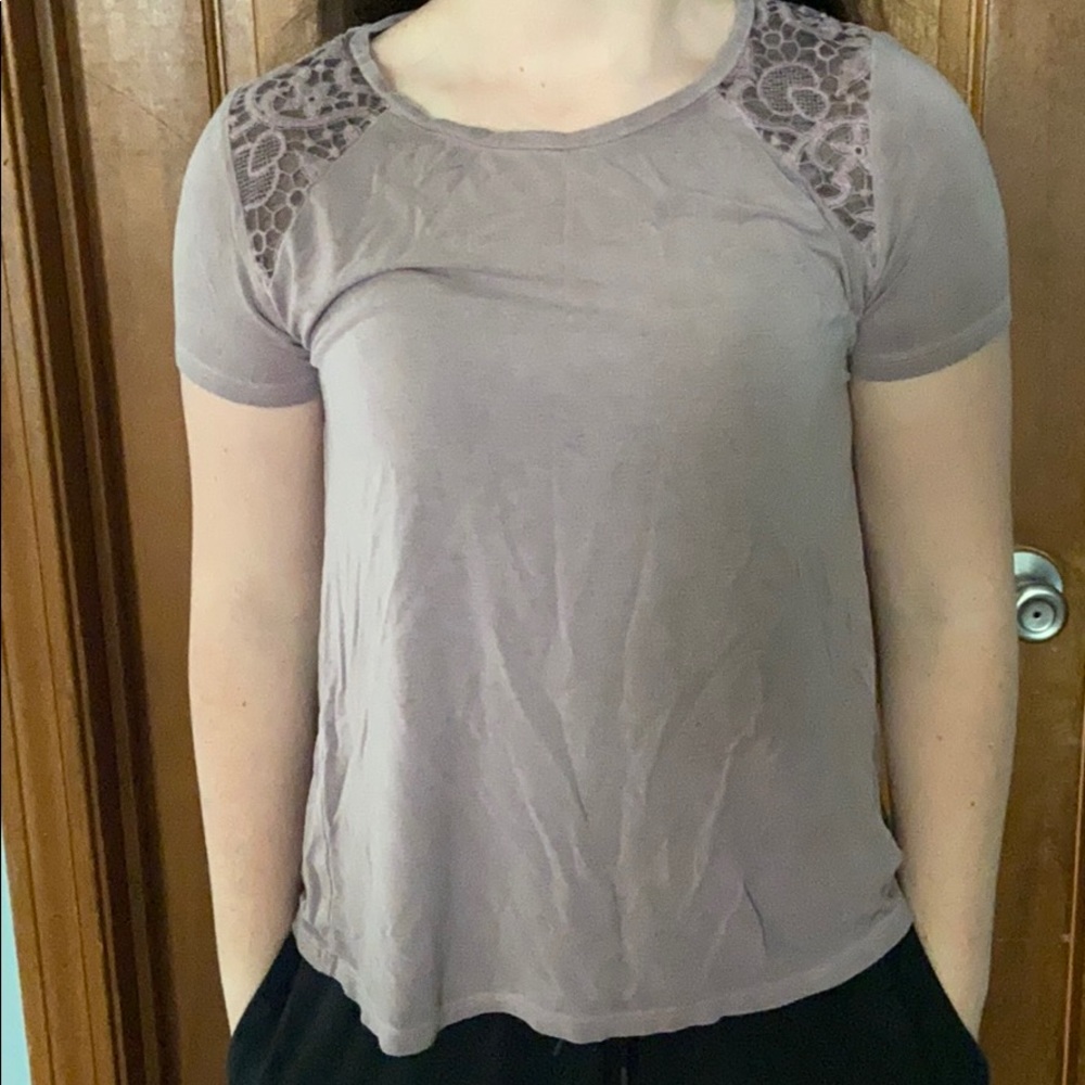 American Eagle T-shirt